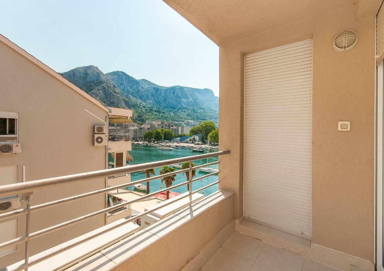 Modern New Flat Next To River Cetina Omiš Exteriör bild